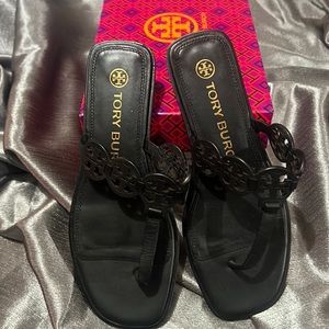 Tory Burch-Black Tiny Miller 10MM Thong Sandal- calf leather size 7
